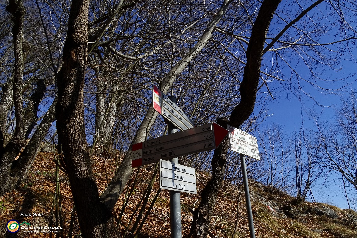 35 Al Passo del Pertus (1193 m).JPG